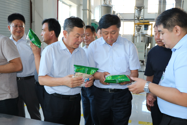 宝泉岭管理局领导来我校考察